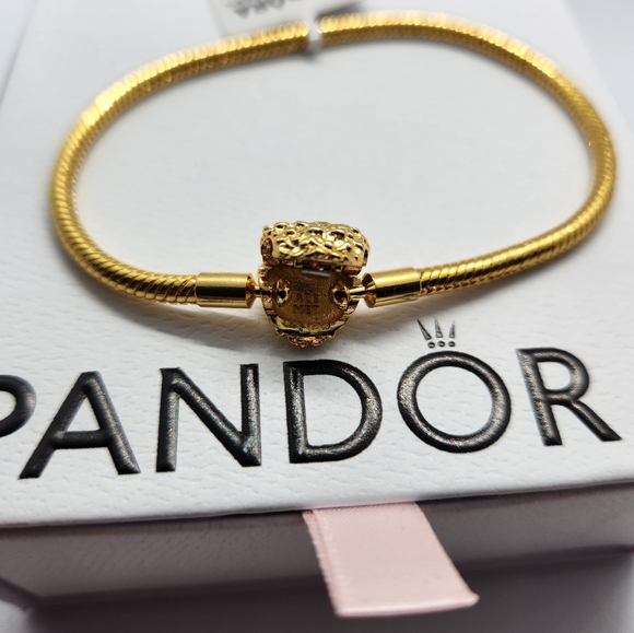 Pandora Moments 14k Golden Plated Snake Chain Charm Bracelet Size 7.9 inches - Picture 8 of 8